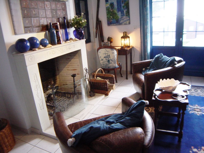 Salon calme vue bassin villa 10 personnes avec piscine