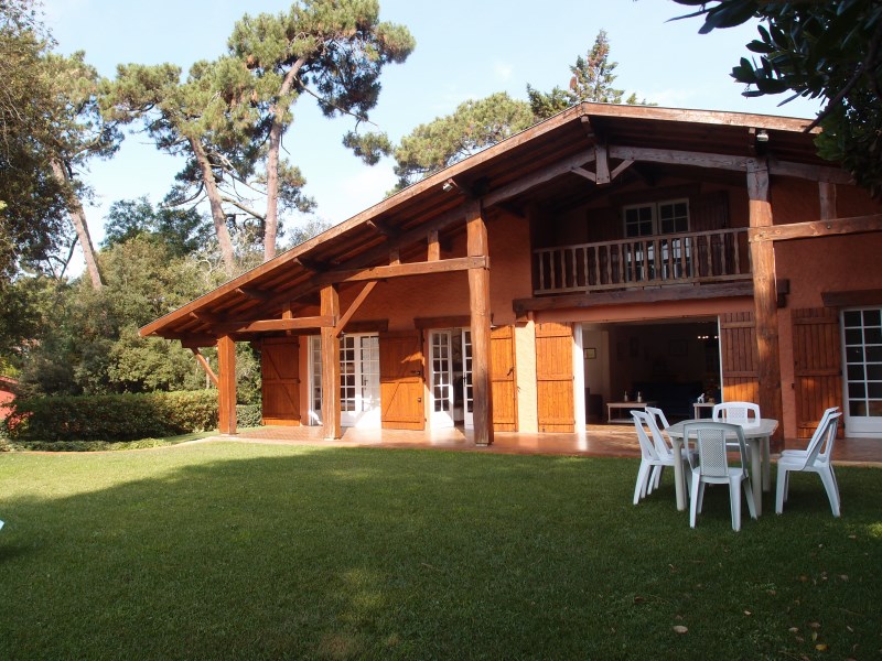 Location saisonnière villa 10 personnes proche du cap-ferret