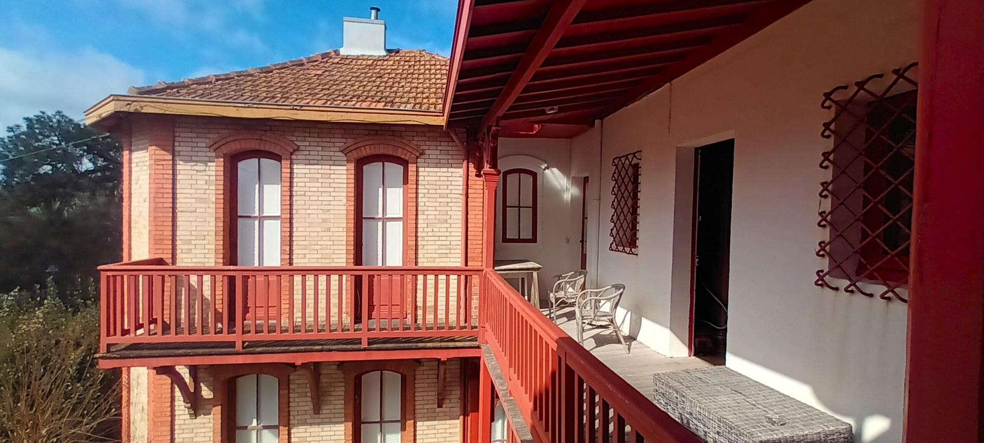 Villa Arcachonaise les pieds dans l'eau - 8 chambres - ARCACHON