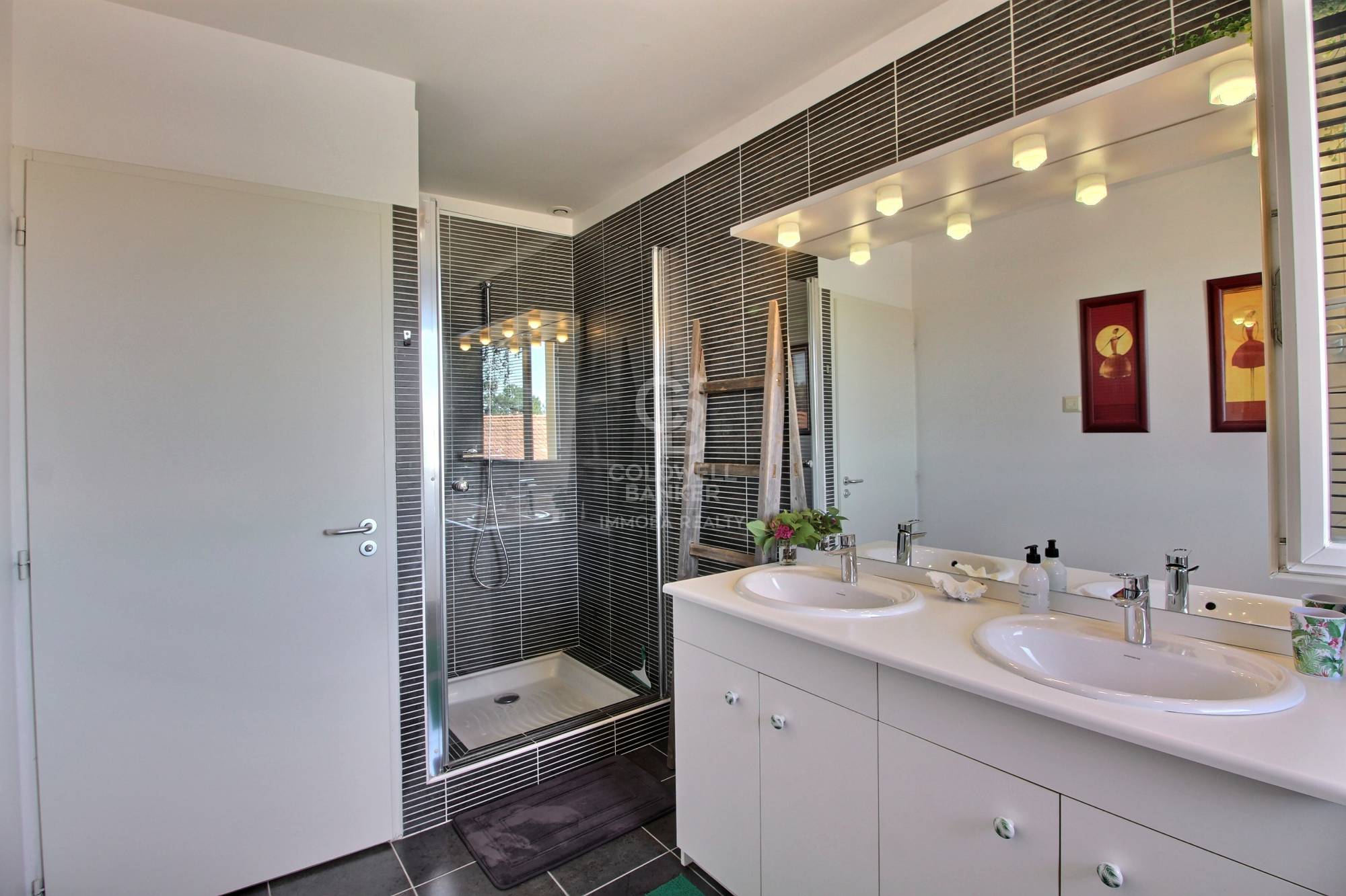 Location villa 3 chambres 6 couchages tout confort centre Cap-Ferret