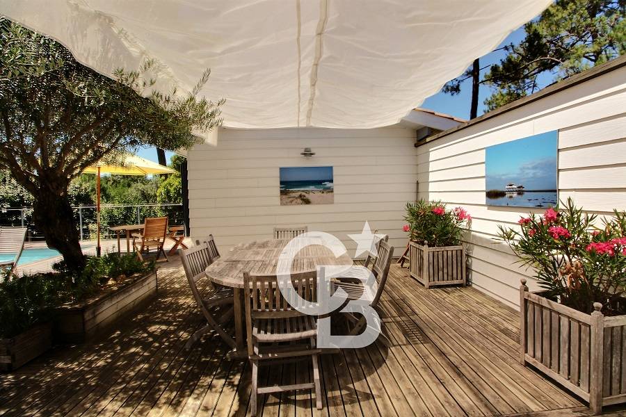 Location villa - 3 chambres et 6 personnes - piscine - Le Canon