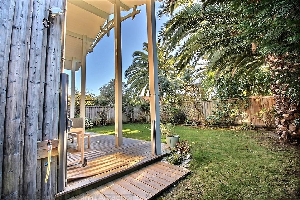 a louer jolie villa bardée de bois avec jardin Cap-ferret