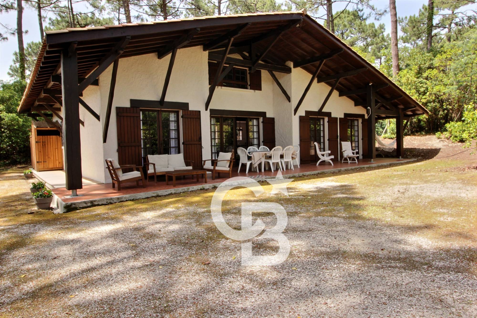 Location villa 5 chambres - Piraillan