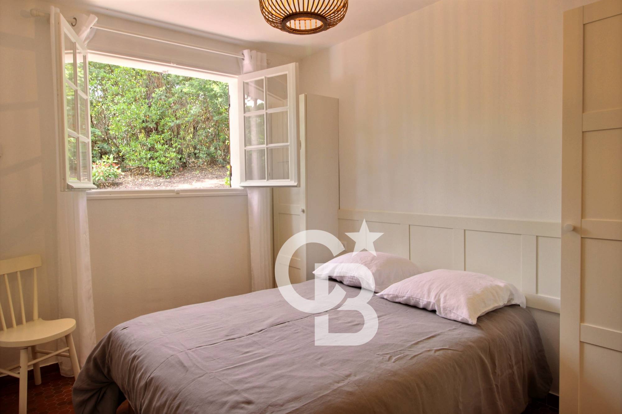 Location villa 5 chambres - Piraillan