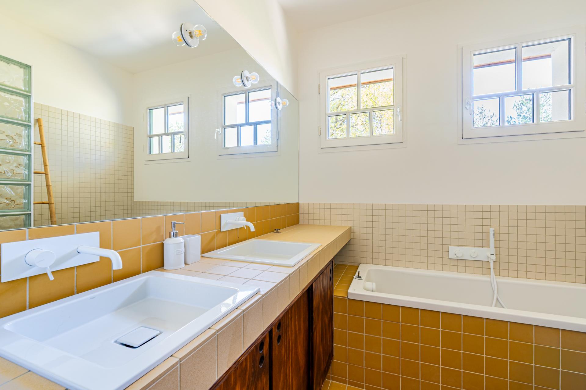 location saisonnière villa de luxe avec climatisation piscine arcachon