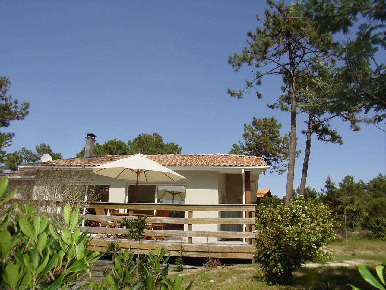 A louer villa 3 chambres 6 couchages proche cap-ferret