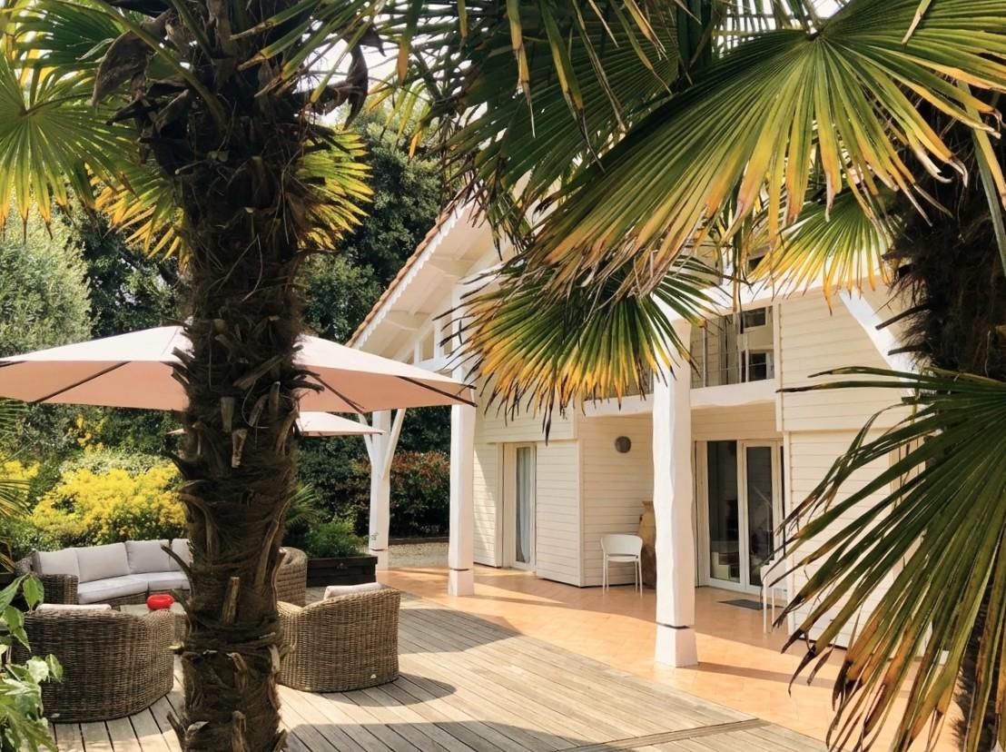 Charmante villa 4 chambres et jardin, sur les hauteurs du Moulleau /cercle de Voile