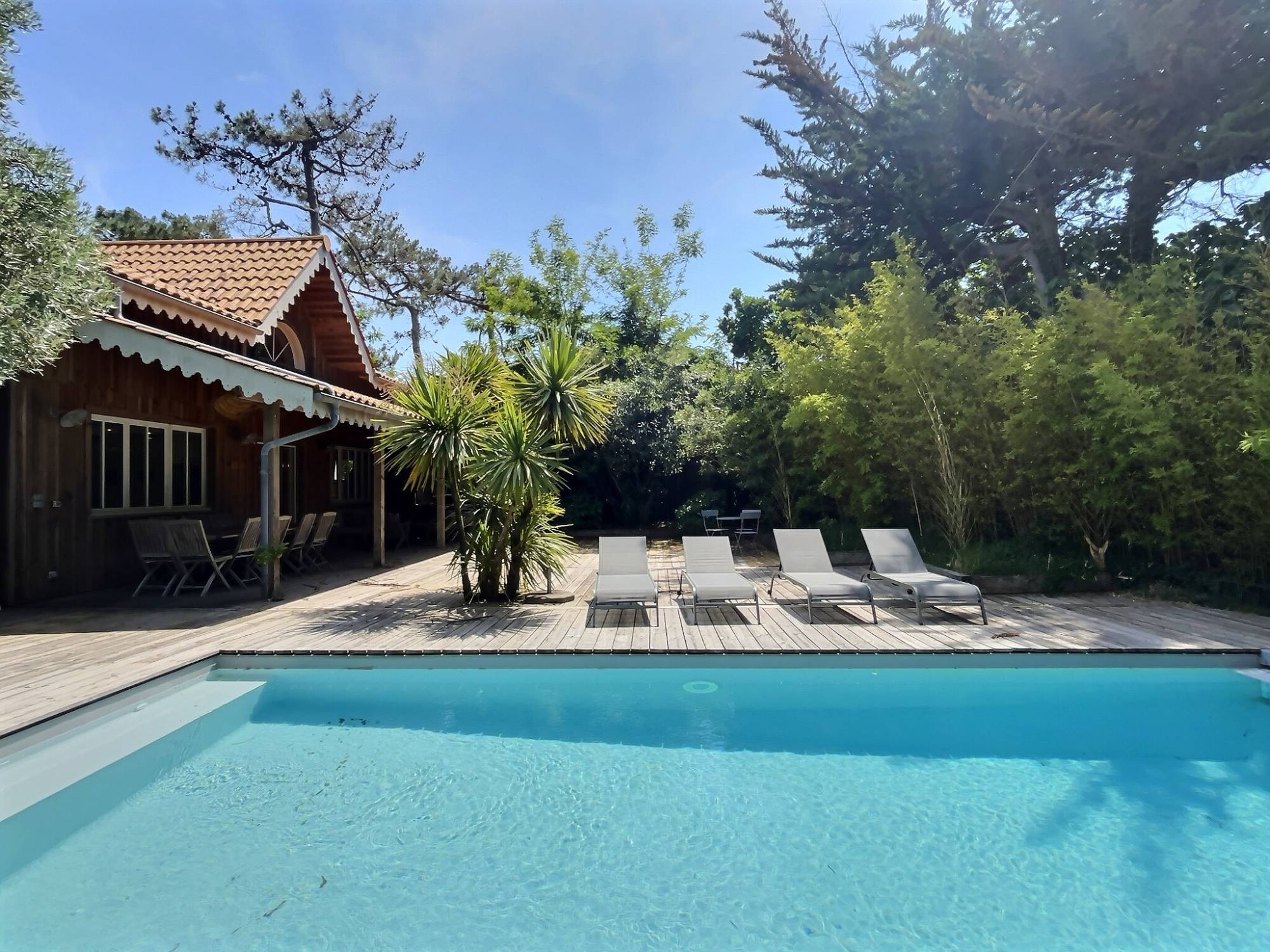 Location villa - 4 chambres et 8 couchages - piscine chauffée - Cap-Ferret centre