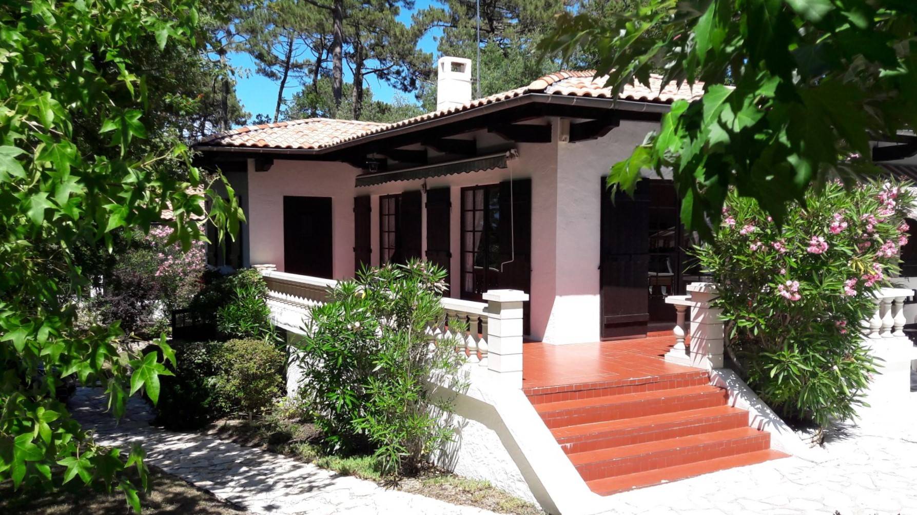 villa quartier de la corniche pyla-sur-mer