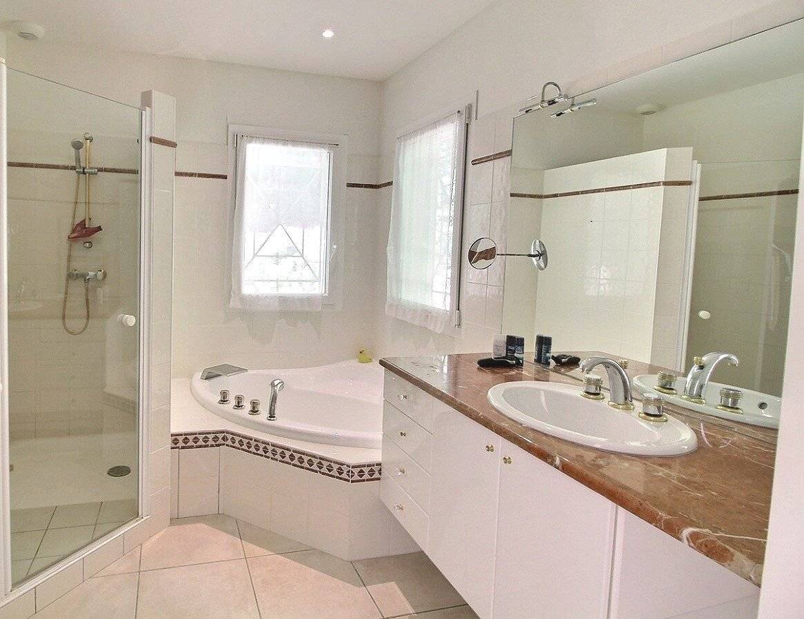 agence immobilière haut de gamme de locations saisonnière