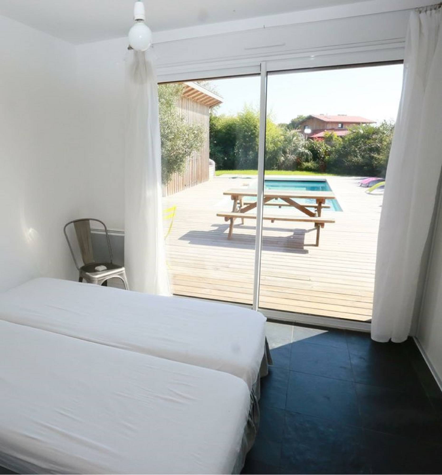 location saionnière maison 3 chambres avec piscine chauffée arcachon