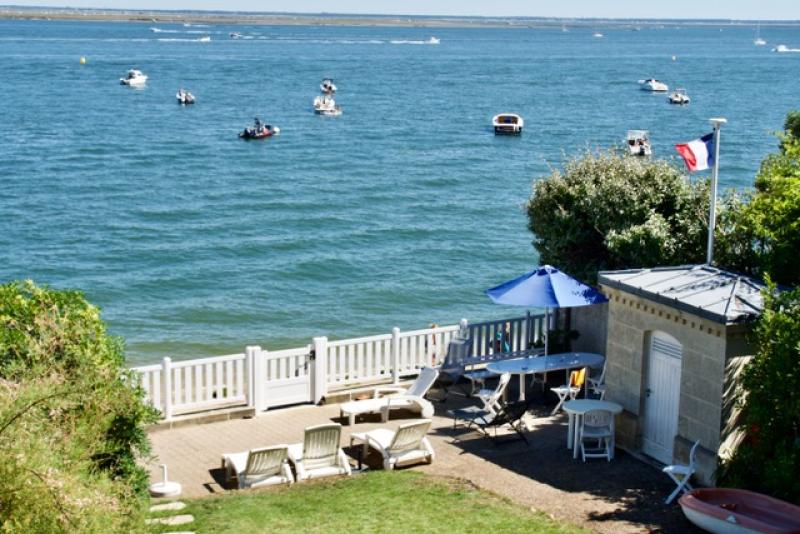 Villa Arcachonaise les pieds dans l'eau - 8 chambres - ARCACHON