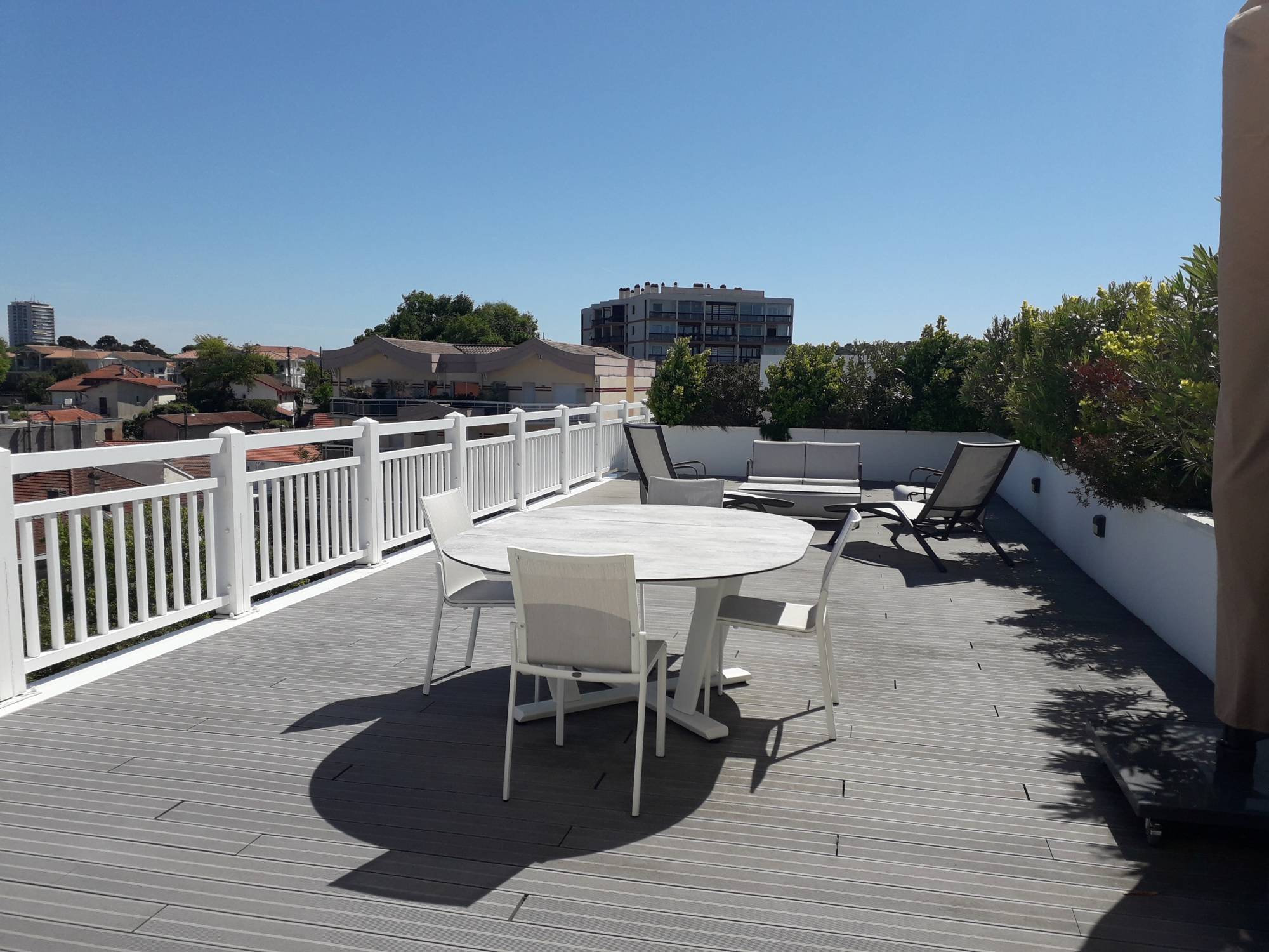 location saisonnière appartement de standing face à la plage arcachon