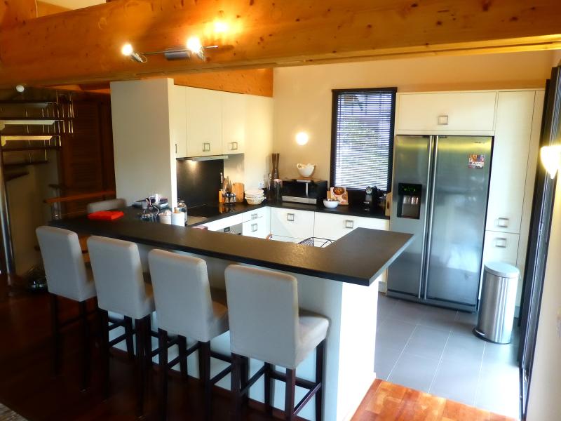 Charmante villa en bois moderne, 4 chambres ,à coté de la dune du Pilat