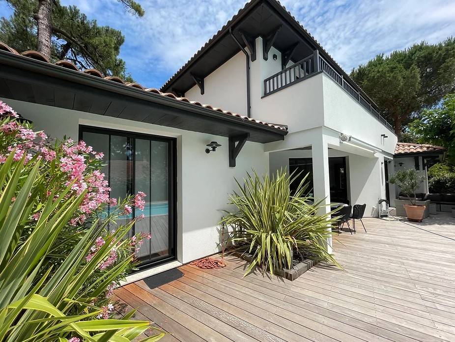 Location belle villa moderne avec 5 chambres et piscine chauffée - ARCACHON ABATILLES