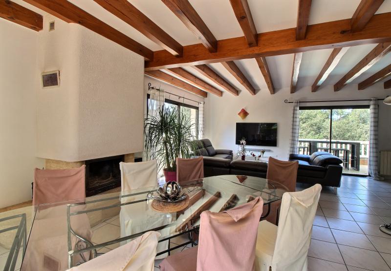 Location villa 5 chambres / 12 personnes, avec piscine chauffée au calme - Domaine de la forêt