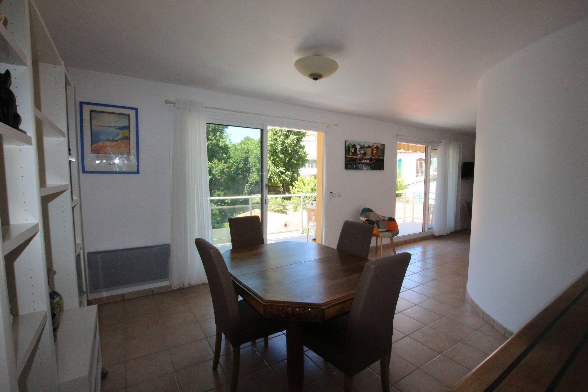 LOCATION SAISONNIERE APPARTEMENT PROCHE PLAGE ET COMMERCES ARCACHON