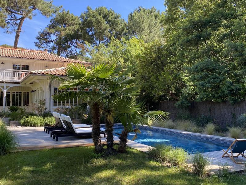 Location villa - 5 chambres et 10 couchages - piscine - Cap Ferret