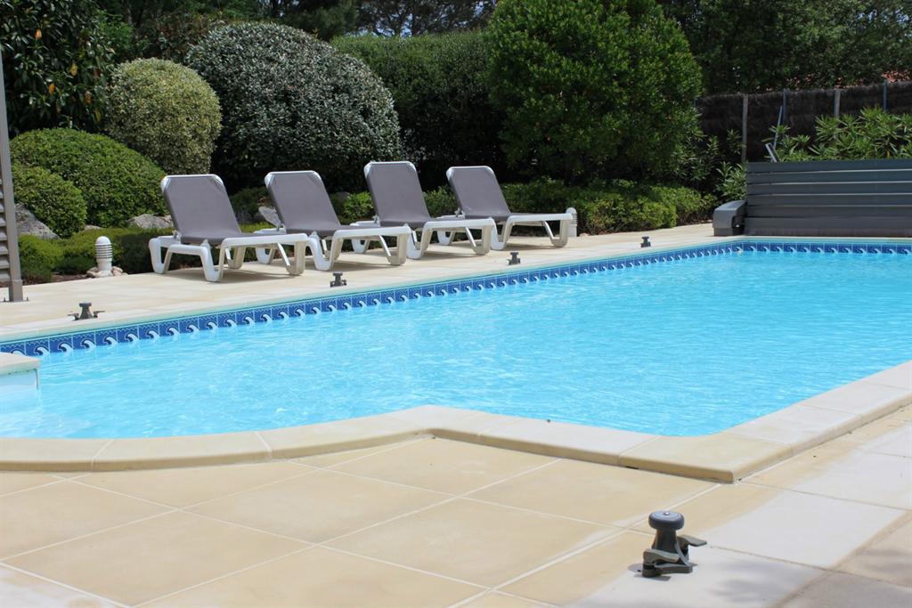 location vacances pyla piscine vue mer