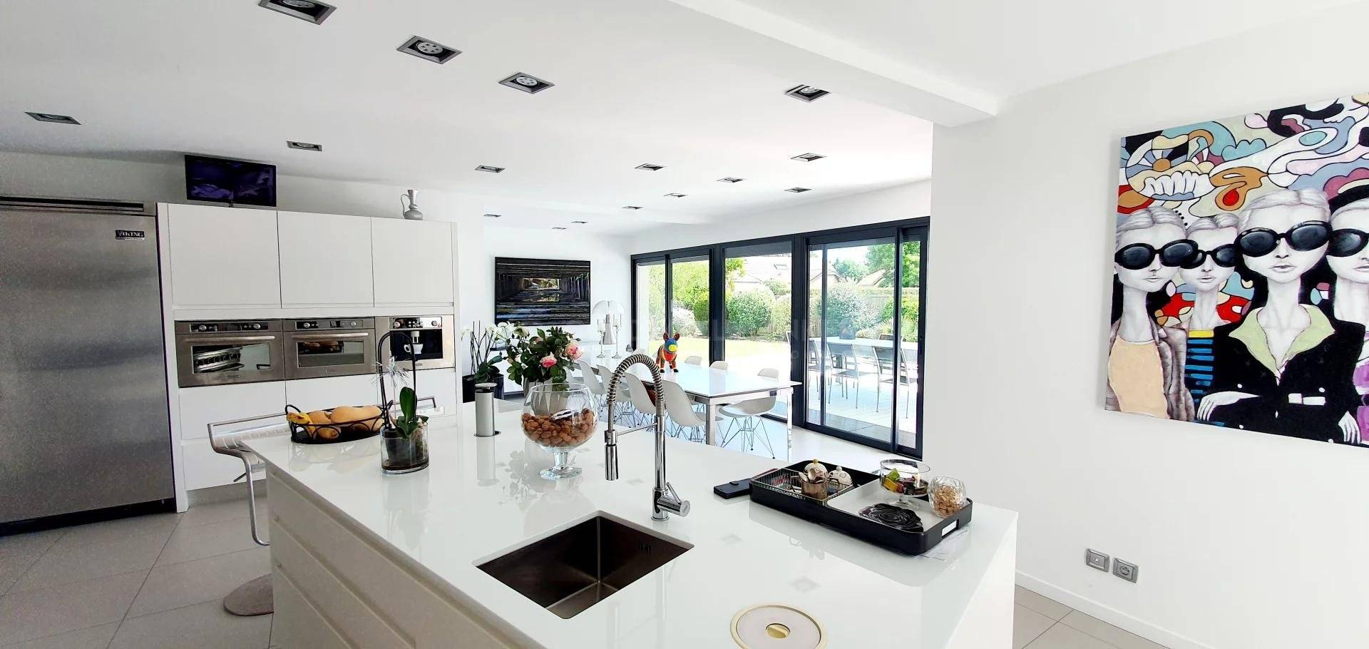 villa d'architecte 5 chambres avec piscine - Pessac