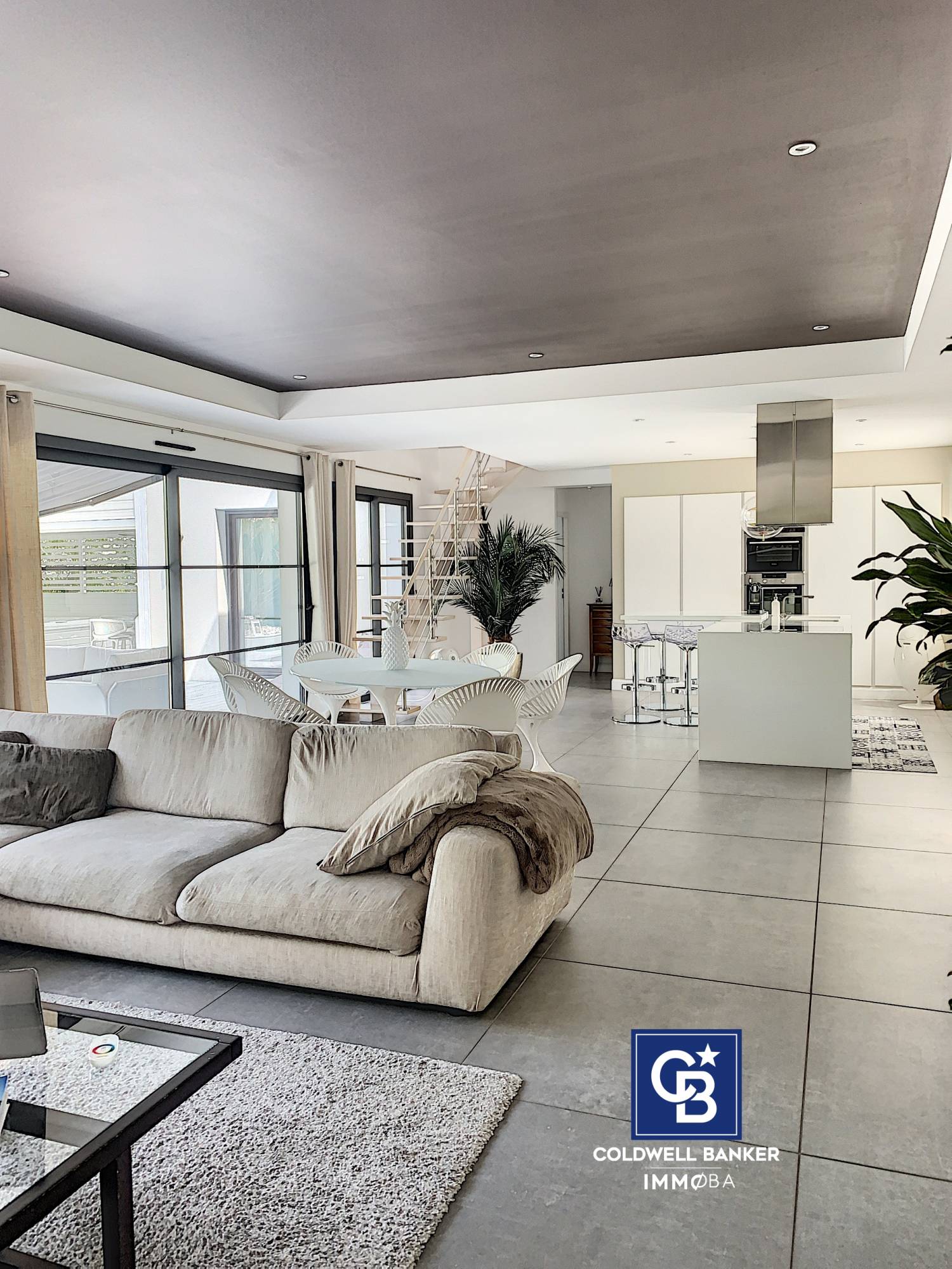 location saisonnière villa de luxe avec piscine et jacuzzi bassin d'arcachon