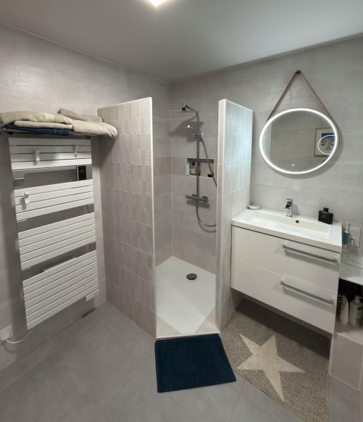 Charmante villa 4 chambres et jardin, sur les hauteurs du Moulleau /cercle de Voile