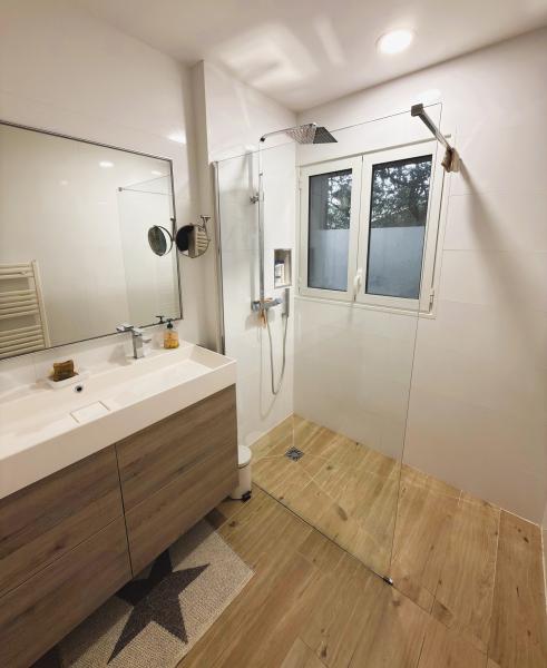 Charmante villa 4 chambres et jardin, sur les hauteurs du Moulleau /cercle de Voile