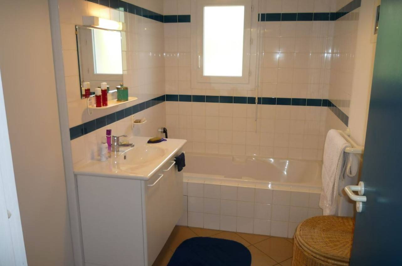 Location villa avec piscine chauffée et jacuzzi - Arcachon Pereire