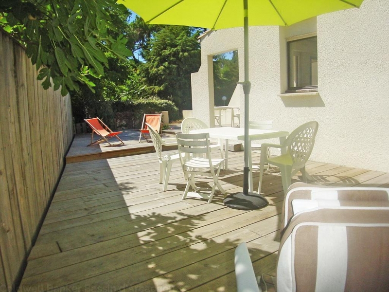 Notre zone d'activité pour ce service Appartement en résidence sécurisée avec terrasse pour une location saisonnière confortable sur