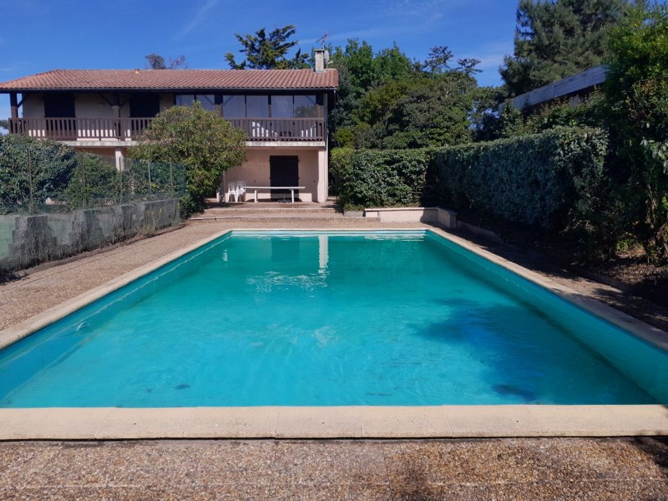 Notre zone d'activité pour ce service Sélection de maisons de vacances 5 chambres disponibles à la location sur Arcachon Abatilles